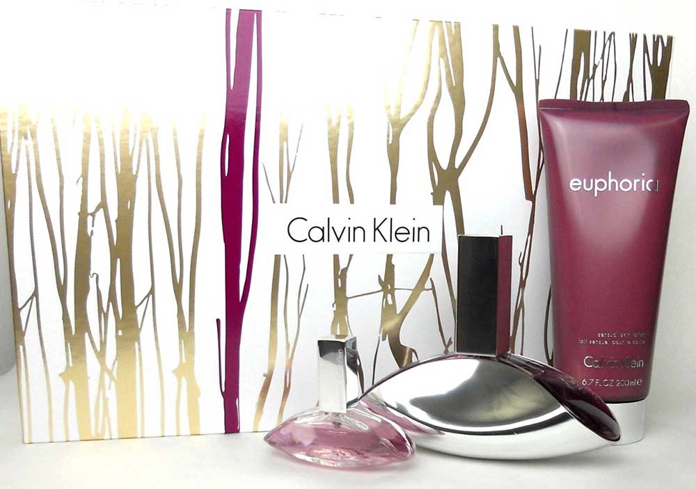 Euphoria by Calvin Klein 3.4 oz.Edp Spray Gift Set.New In Hard Box