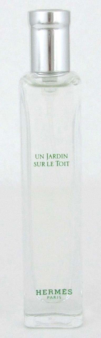 Un Jardin Sur Le Toit by Hermes Eau De Toilette Spray15ml/0.5oz*UNBOXED