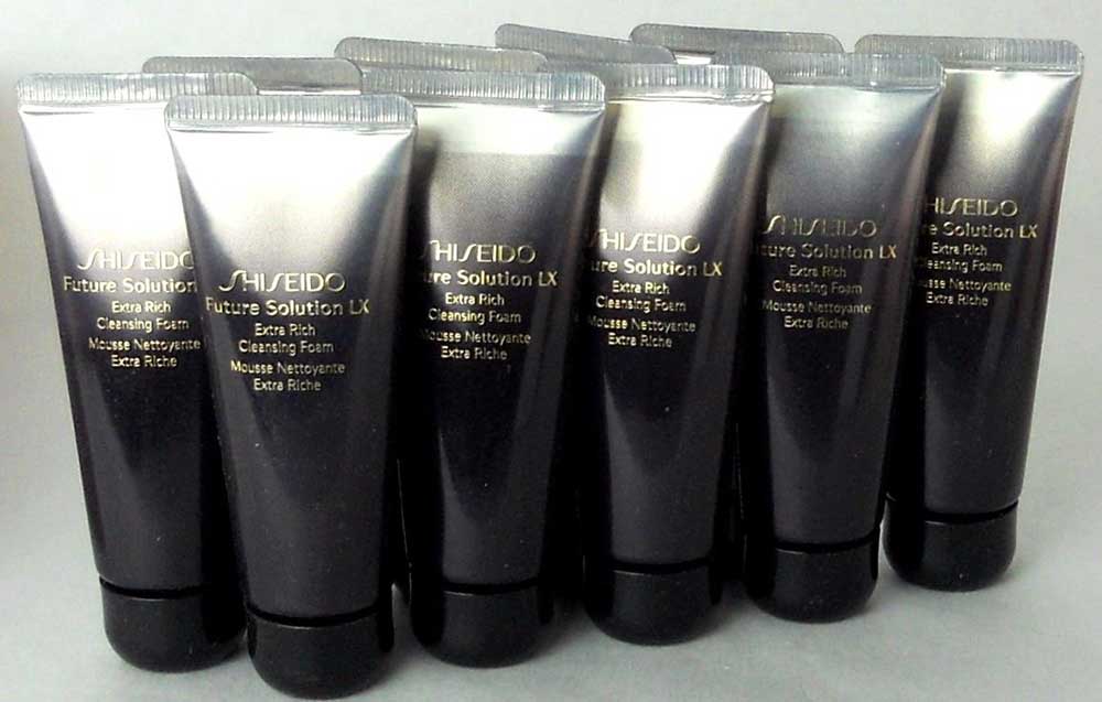 Shiseido Future Solution LX Extra Rich Cleansing Foam 10x15 ml.Each