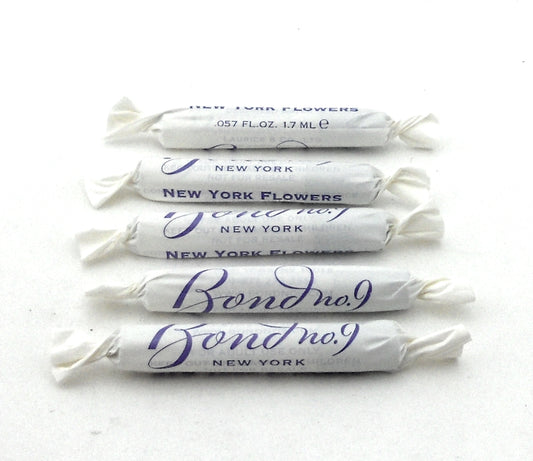 Bond No.9 New York FLOWERS 1.7 ml Eau de Parfum Sample Spray for Women Lot of 5 Vials. New