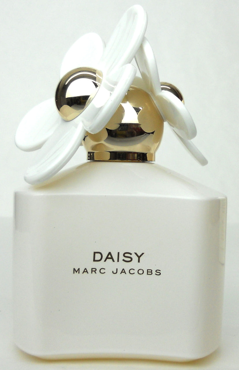Marc Jacobs Daisy White Limited Edition Eau De Toilette Spray 3.4 oz. Brand new. No Box.